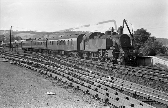 41291 1958-08-11 Oxted