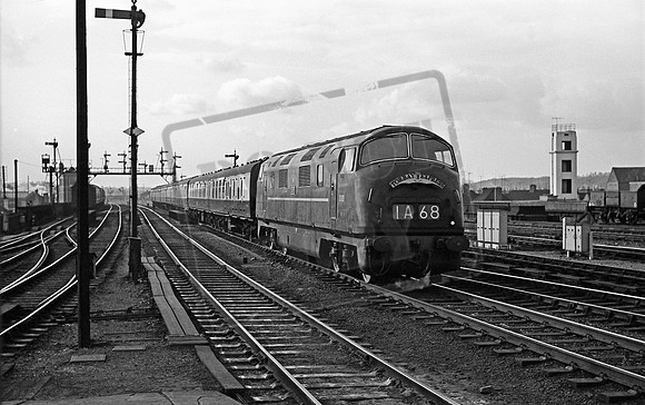 D819 1961-04 Reading