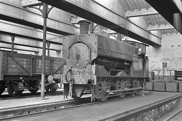 27492 1938-05-01 Crewe Works Stock Shed