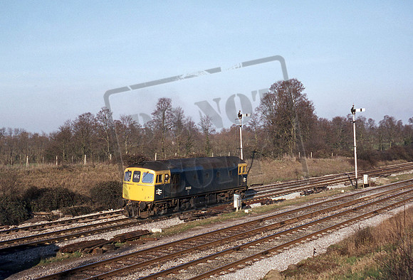 33032 1977 Westbury