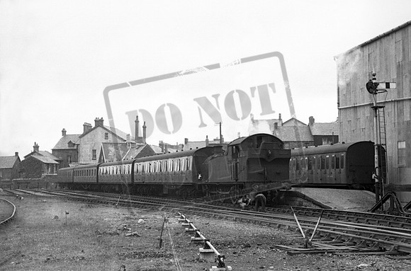 5671 1960s Dowlais Caeharris