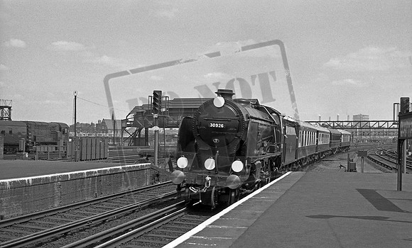 30926 1961-05-31 Clapham Junction