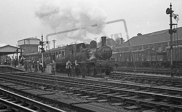1458 1964-10-31 Gloucester Central