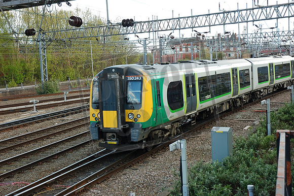 350243 2016-04-23 Crewe