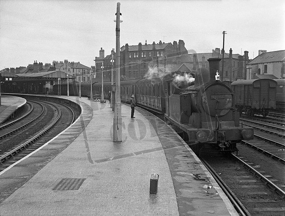 67324 1956-08-11 West Hartlepool