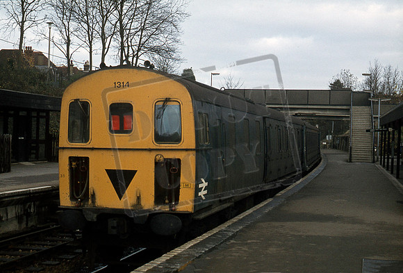 DEMU 1314 1978-11-17  East Grinstead -6595