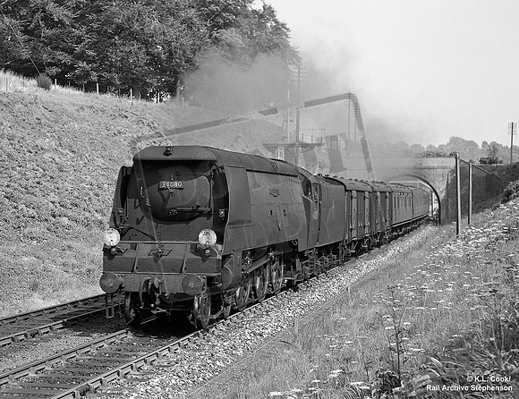34080 1957-08-01 Sandling Junction