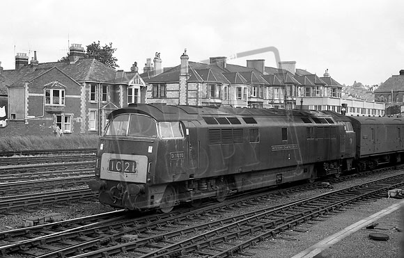 D1010 1965-05 Plymouth