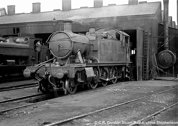 5544 1930s Southall shed