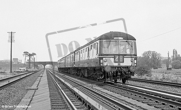DMU E56426 1963-07-05 Langley Troughs