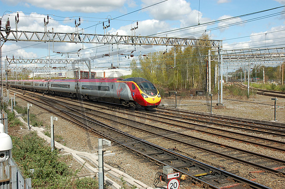 390103 2016-04-23 Crewe