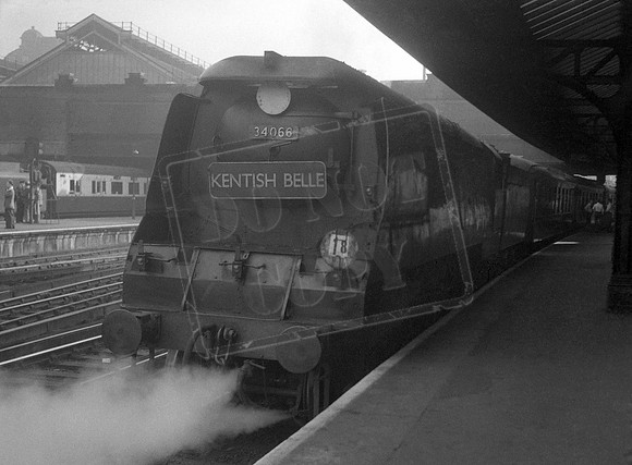 34066 1950s London Victoria