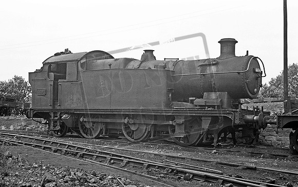 6694 1950s Croes Newydd shed