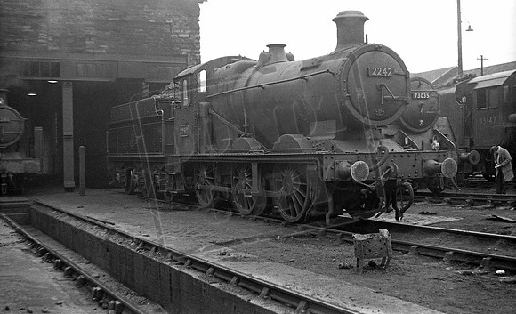 2242 1962-03-25 Hereford