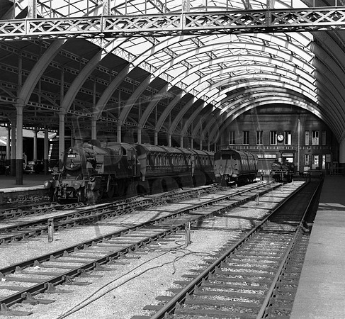 41240 1951 Bath Green Park