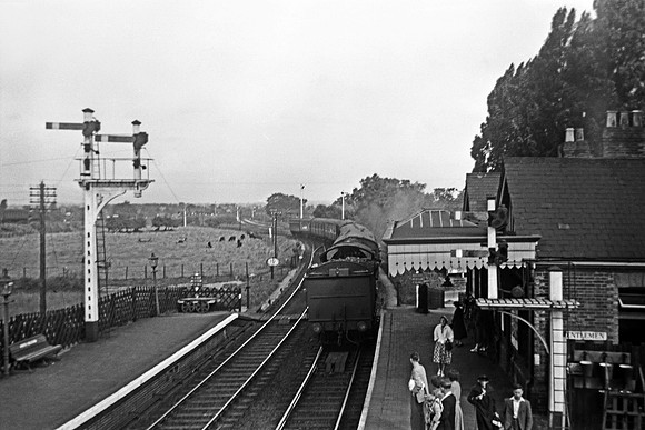 625xx 1951-08-15 North Walsham (M&GN)