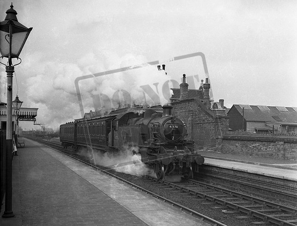41270 1952c Northampton Bridge Street