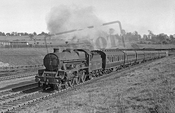45725 1950 Elstree