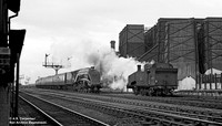 68931 1956 Holloway Bank