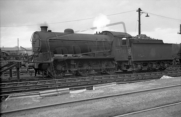 64703 1950s Heaton