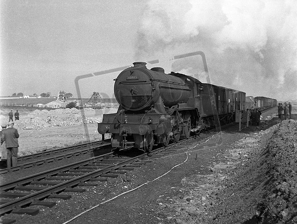 61885 1957-05-04 Millerhill Edinburgh