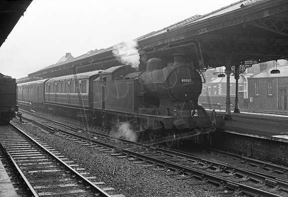 69893 1956-08-11 Middlesbrough