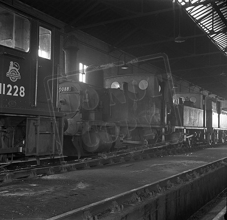 30088 1958-05-10 Plymouth Friary