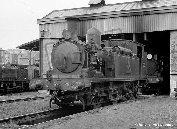 W29 1950s Ryde shed
