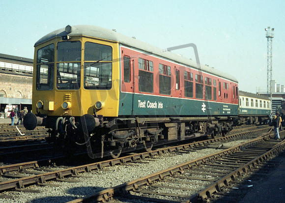 DMU RDB 975010 Test Coach Iris Crewe Works @1979
