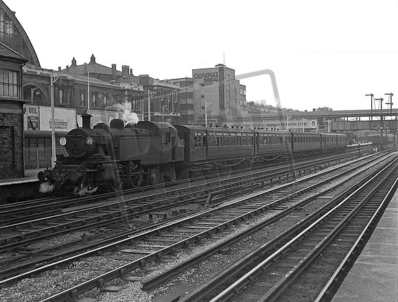 41290 1955-09-26 Kensington Olympia