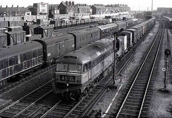D1525 1963-11-11 Doncaster