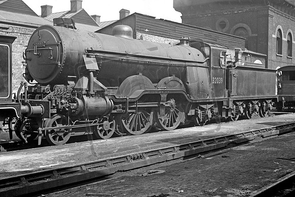 32039 1950s Brighton shed