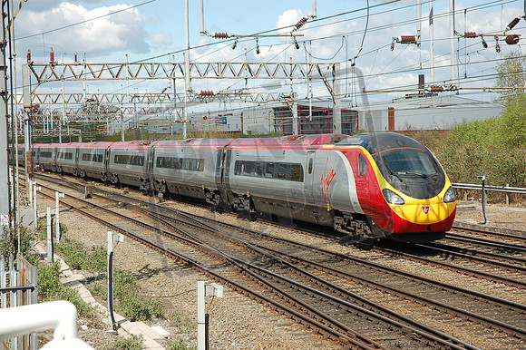390048 2016-04-23 Crewe