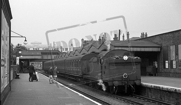 69647 1958c Hoe Street later Walthamstow Central