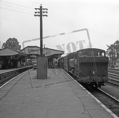 9764 1963c Yeovil Pen Mill