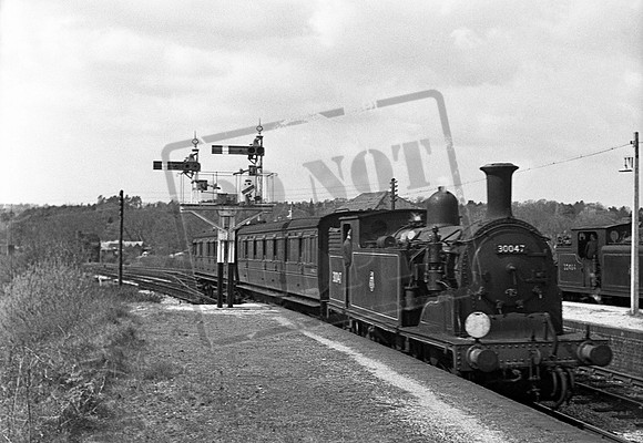 30047 1954 Midhurst