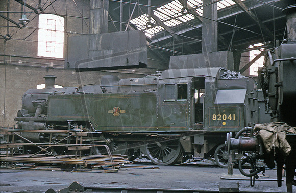 82041 1964-07-12 Swindon