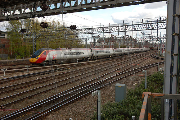 390132 2016-04-23 Crewe