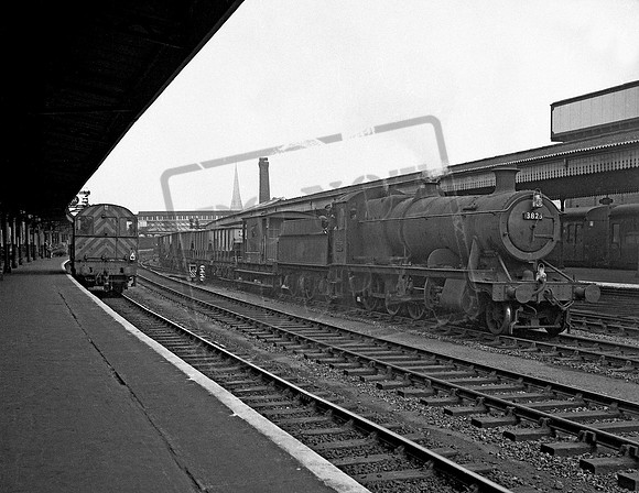 3823 1960s Gloucester Central