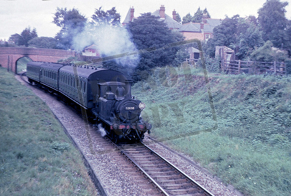 32650 1963-04-23 near Havant