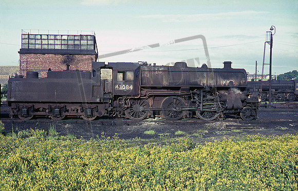 43084 1966-06-26 Farnley Junction