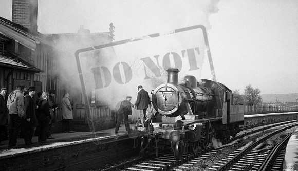 46437 1966-12-03 Clifton Junction  Rossendale Forester Railtour-ROneg-1612-488-306