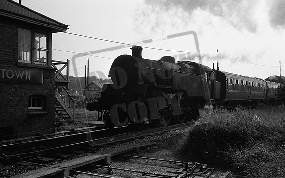 80032 1967 Lymington Town-ROneg-1612-488-182