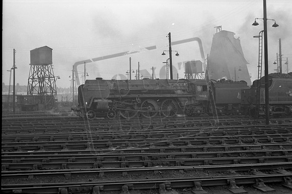 70004 1962-11-25 Willesden shed-ROneg-1612-612