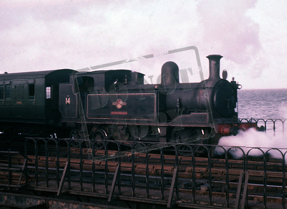 W14 1963-09-10 Ryde Pier Head