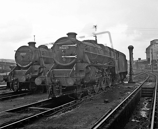 45227 1967-06-28 Low Moor