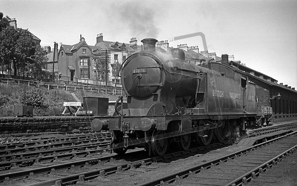 69888 1949-04 Whitby