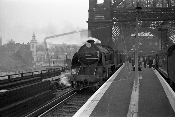 30796 1958-06-06 London Cannon Street