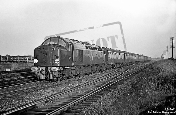 D274 1960 passing Beningbrough