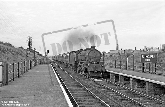 61181 1959-07-01 Rushcliffe Halt